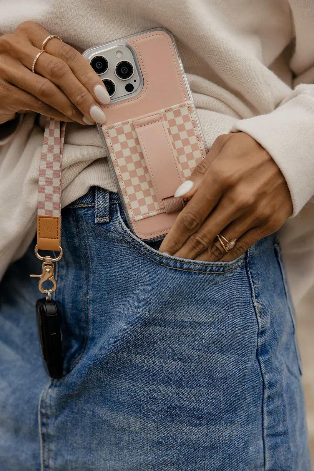 Blush Check - Image 9