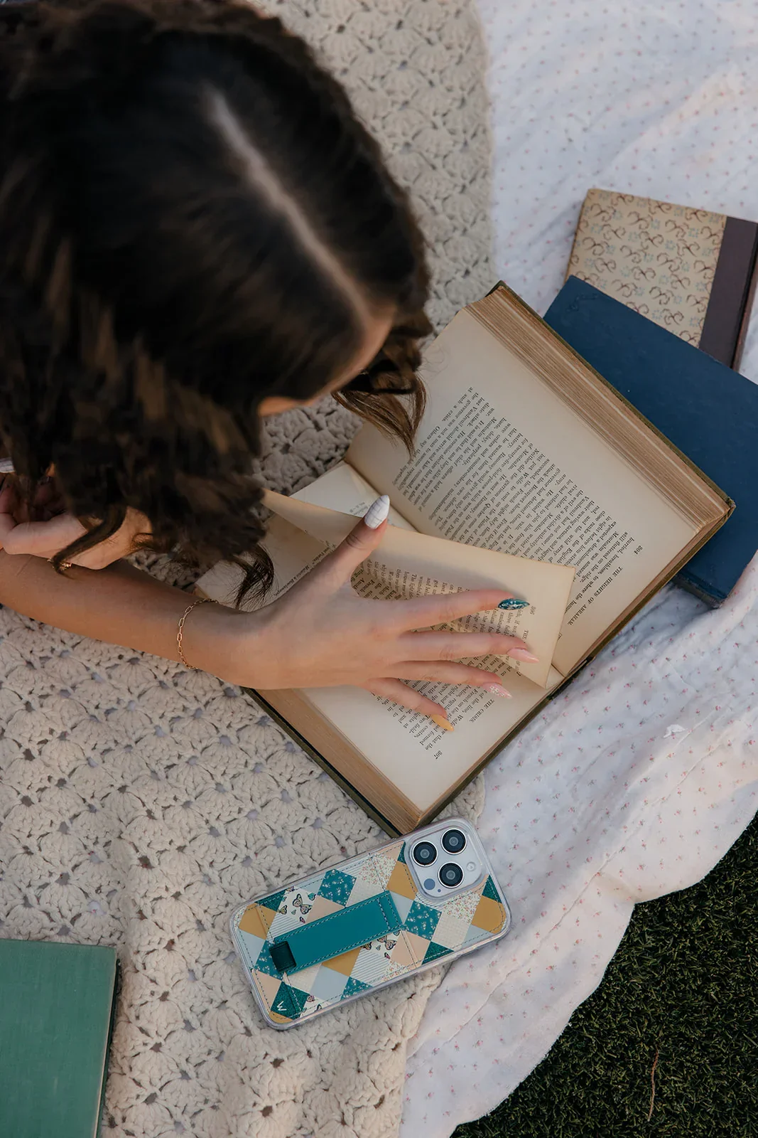 Daydream by Brooklyn & Bailey - Image 3