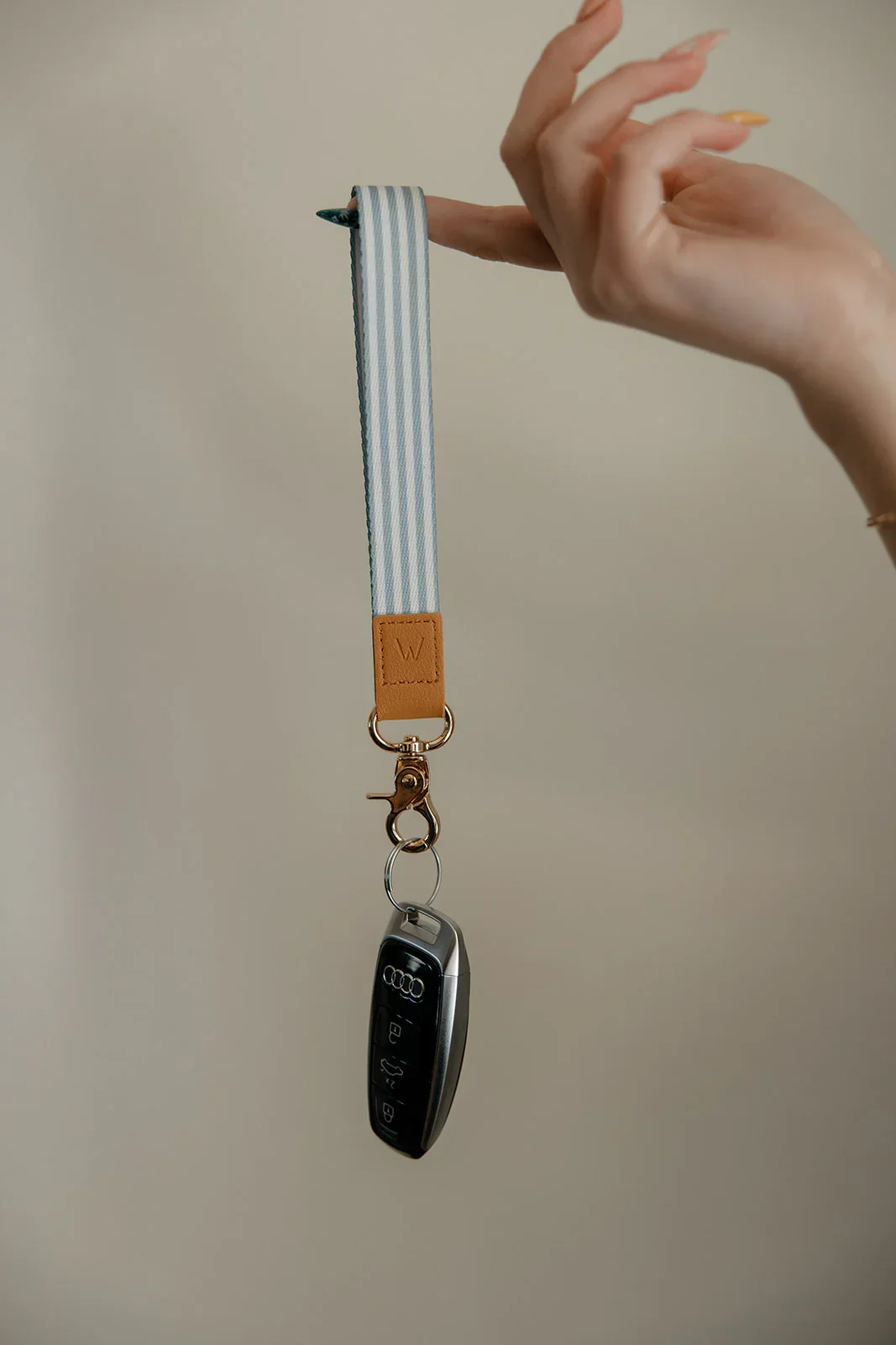 Cloud 9 Wrist Lanyard by Brooklyn & Bailey - Image 3
