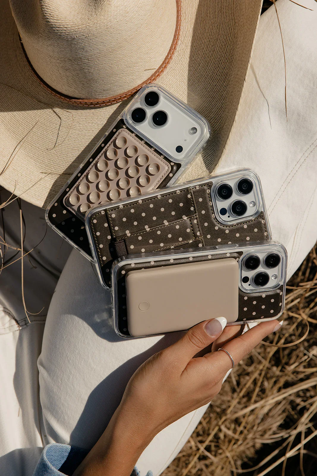 Cocoa Dot Magnetic Case - Image 2