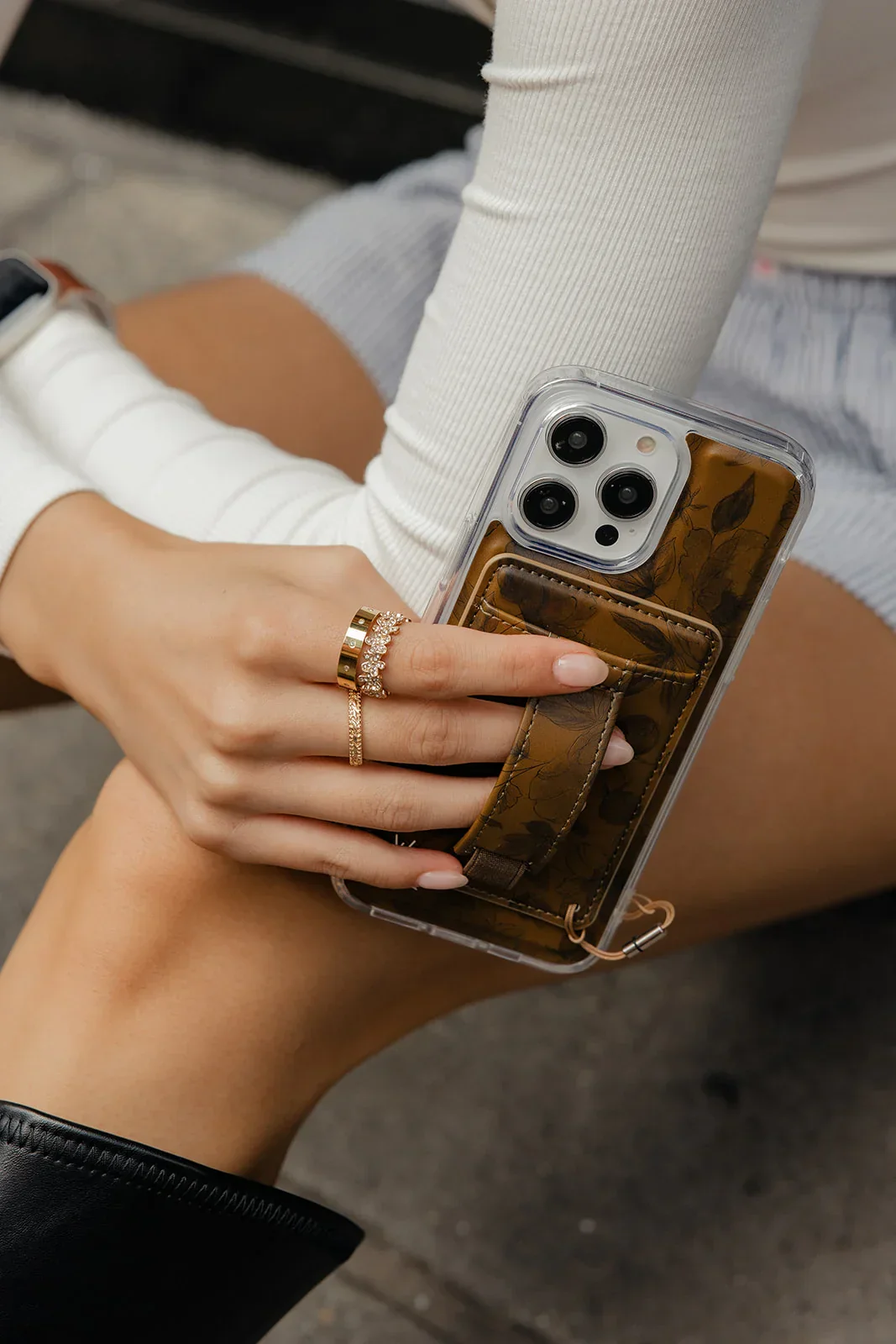Golden Harvest Magnetic Case and Wallet - Image 4