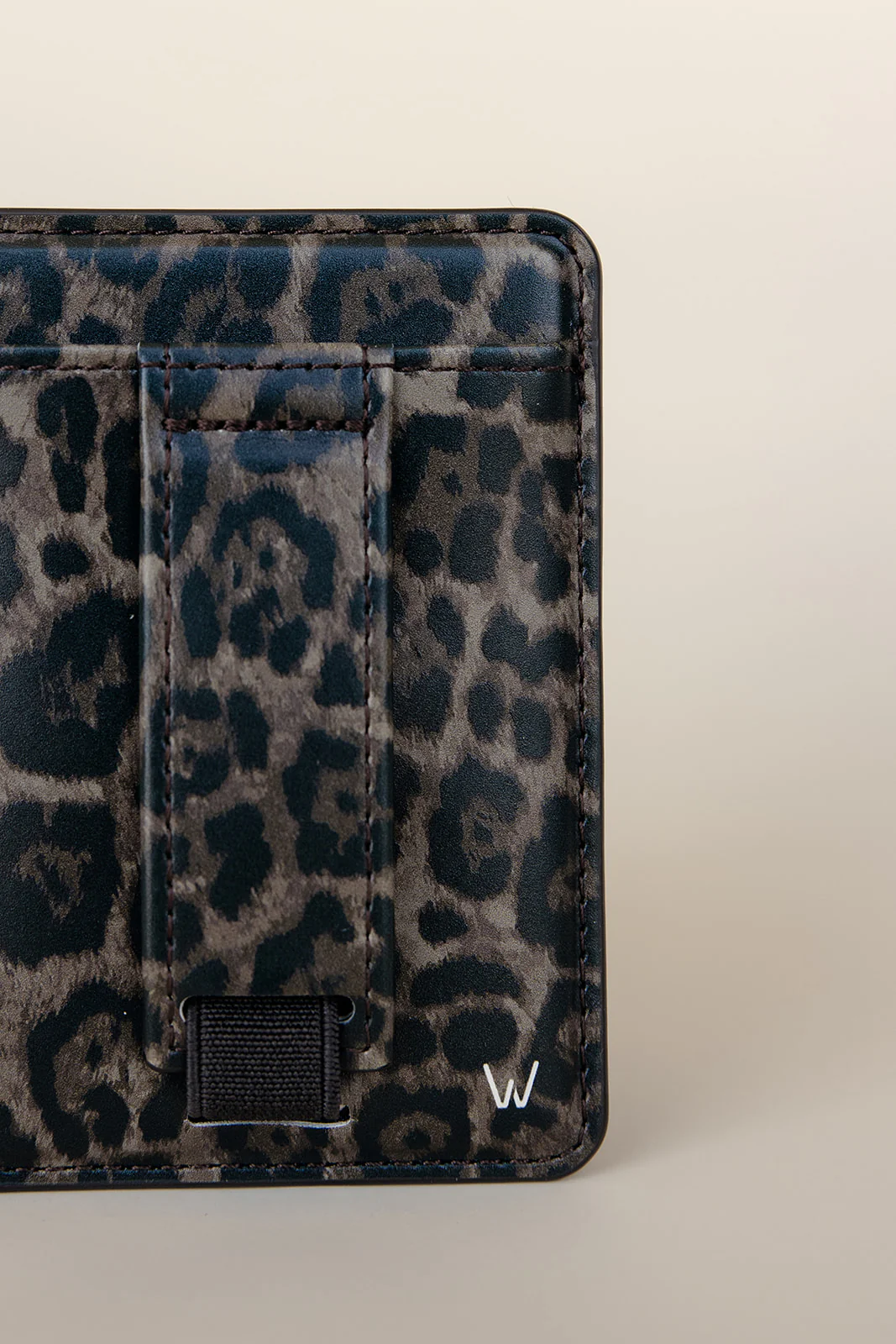 Leopard Magnetic Wallet - Image 3