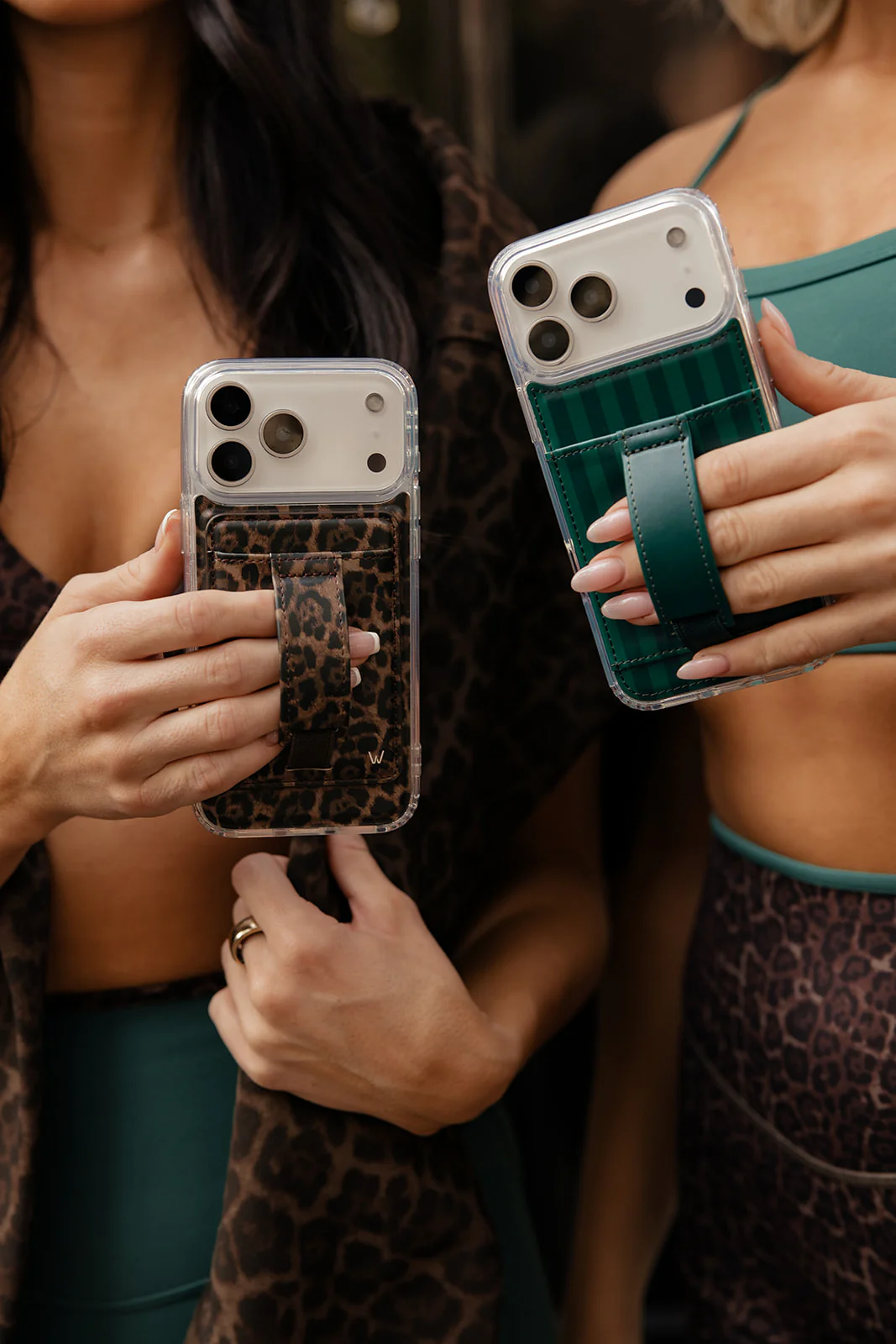 Leopard Magnetic Case - Image 4