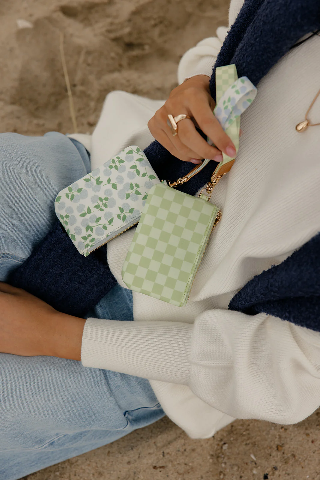 Cape Garden Zipper Pouch - Image 4